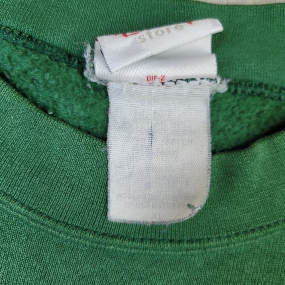 Vintage 90s Disney Store Tigger Sweatshirt XL Green Sketch Crewneck Made in USA - Picture 4 of 8